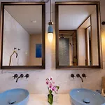 Palaia Hotel *