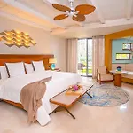 Palaia Hotel *